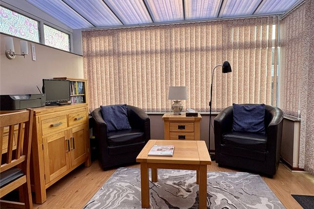 11, Wilton Street, Oldham photo 4