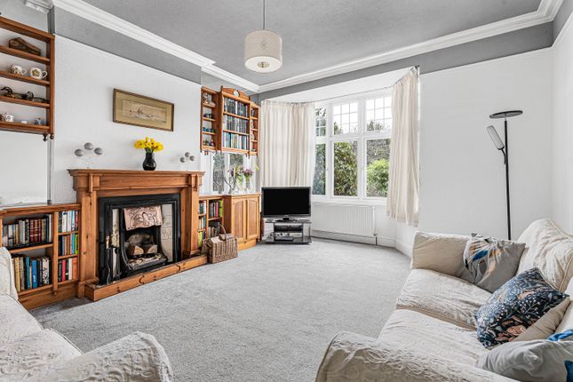 60, Clarence Road, St Albans photo 2