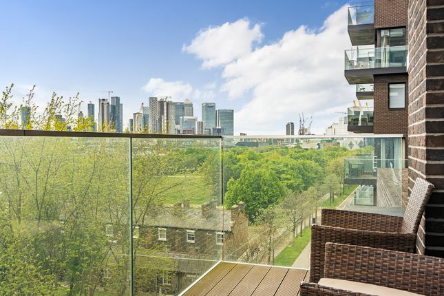Flat for sale in The Moore, 27 East Parkside, Greenwich Peninsula