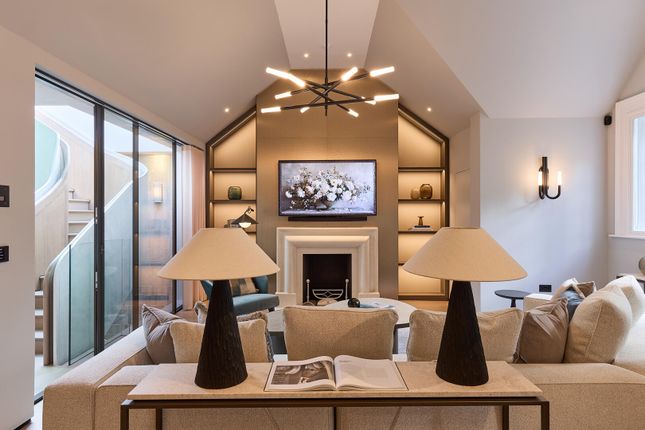 4-bed flat on Third Floor And Fourth Floor Penthouse, 98, Mount Street, London, £60,667/mo