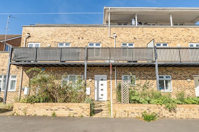 Thumbnail Flat for sale in Sunbury-On-Thames, Middlesex