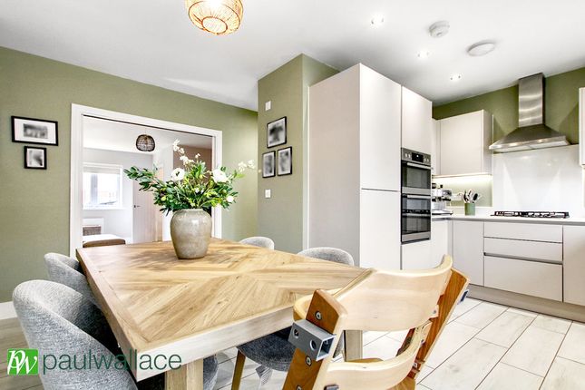 Mulberry Crescent, Waltham Cross photo 4