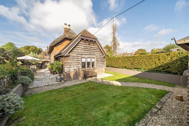 May Cottage, Watery Lane, Blandford Forum photo 4