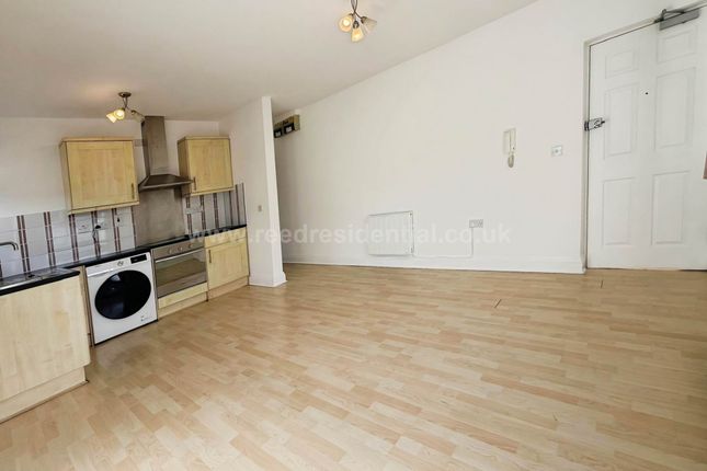 1 Alison House, Standown Avenue, Westcliff On Sea photo 4