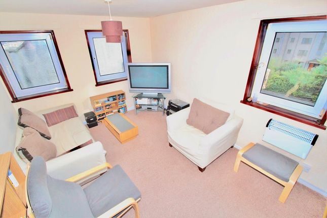 Thumbnail Flat to rent in Canal Street, Aberdeen