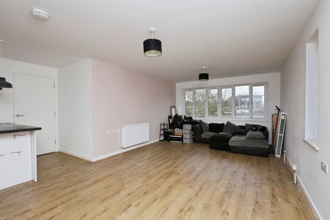 Flat 28, Clayhill Court, 20, The Nurseries, Lewes photo 2