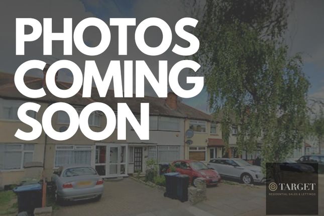 Thumbnail Terraced house to rent in Charlton Road