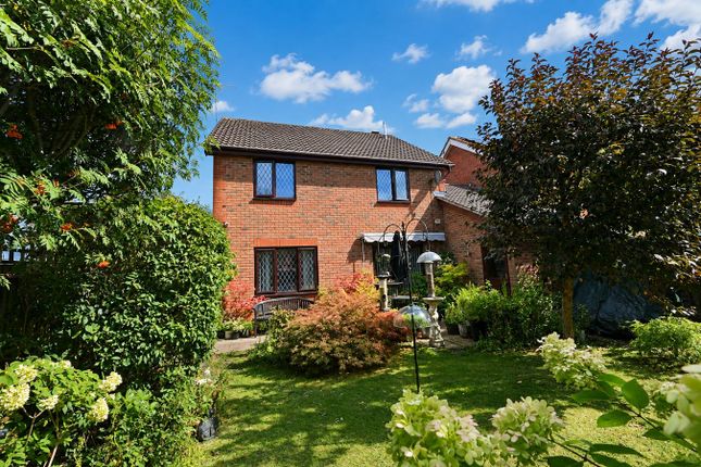 2, Acorn Way, Verwood photo 3