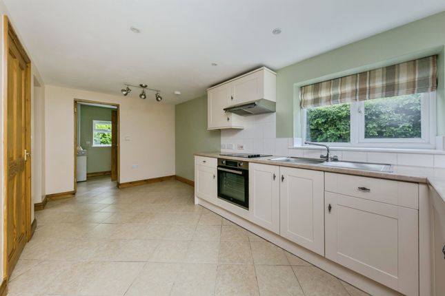 Hawthorne Cottage, School Lane, Stoke-On-Trent photo 5