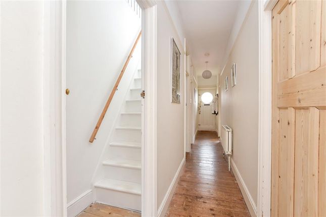 51 Muir Road photo 4