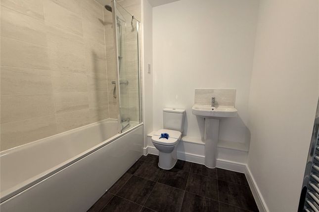 Dukes Quarter - Plot 402^, 33, Hamilton Court, Bordon photo 4