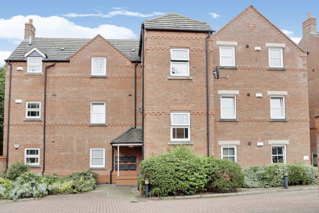 Flat for sale in Munnmoore Close, Derby