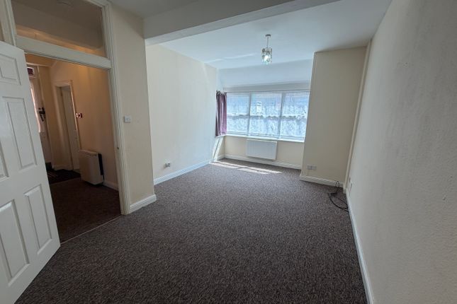 Flat 4, Yeovil photo 2