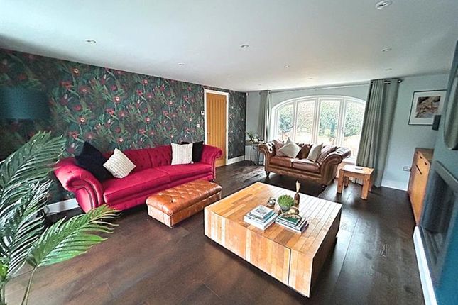 4 Willow Barns Newcastle Road South, Sandbach photo 4