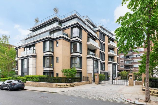Flat for sale in Wycombe Square, London