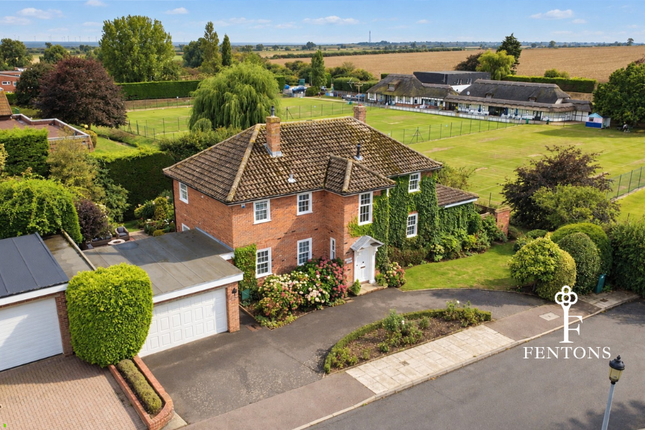 Bridge House, First Avenue, Frinton-on-Sea photo 2