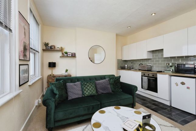 Flat 3, 34, Langney Road, Eastbourne photo 3