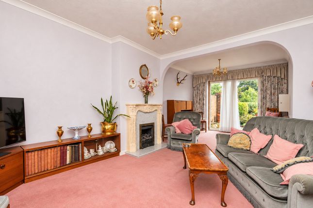 12, Edgar Close, Kent photo 2