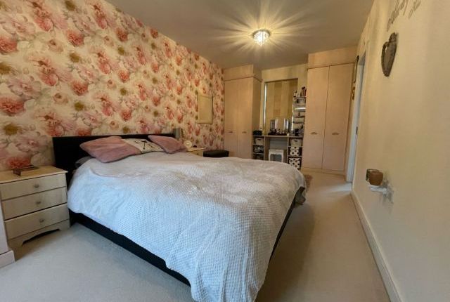 Town house for sale in Morning Star Road, Daventry, Northamptonshire