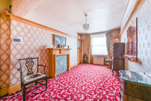 Clarendon Court, Sidmouth Road, Brondesbury Park photo 4