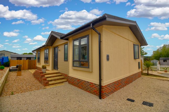 Thumbnail Mobile/park home for sale in Station Road, Northiam, Rye