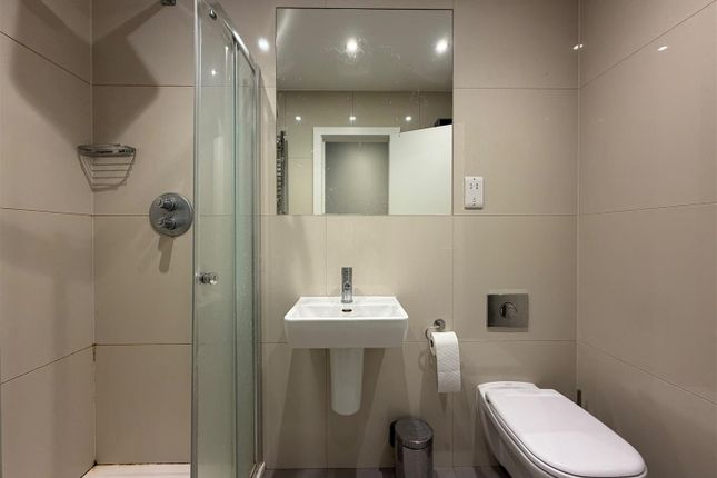 Flat 1, 10, Lymington Road, London photo 5