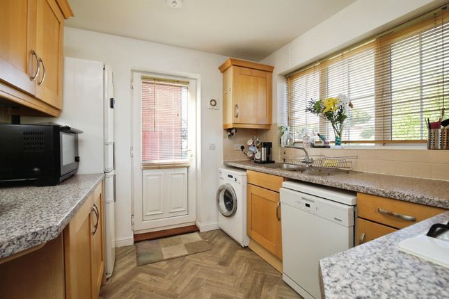 9, Butterfield Drive, SALISBURY photo 3