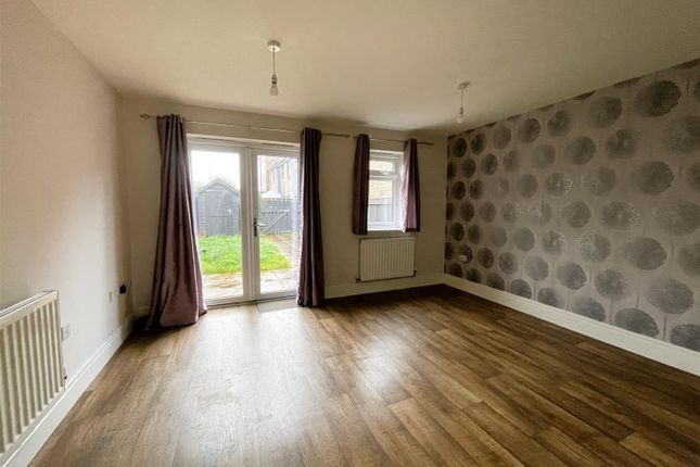 Norville Drive, Stoke-On-Trent photo 5