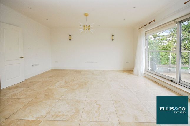 Flat 2, 8, The Vale, Golders Green photo 4
