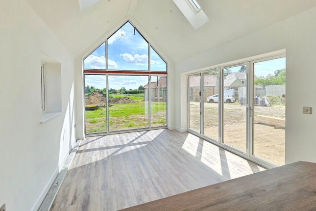 16, Shepherds Lane, Helpringham photo 2