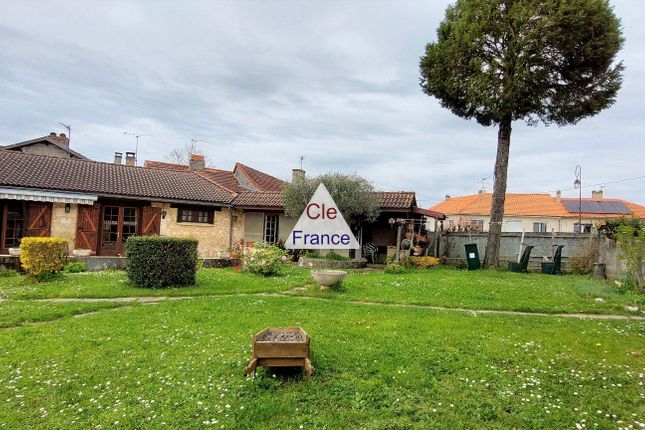 Thumbnail Detached house for sale in Montagrier, Aquitaine, 24350, France