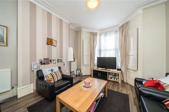 21, Saltoun Road, London photo 2