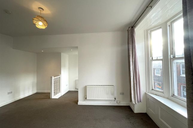 Flat 2, 86, High Street, Brighton photo 4