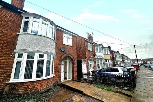 Thumbnail Property to rent in Dean Road, Leicester