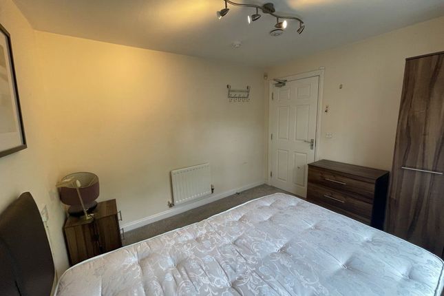 Room 1, 3, Higney Road, Peterborough photo 4