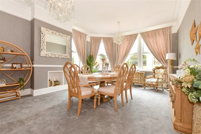 Popham Road, Shanklin photo 4