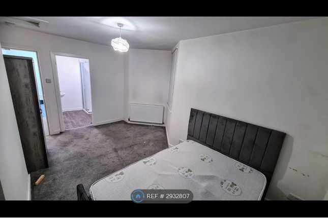 Mount Road, Birkenhead photo 2