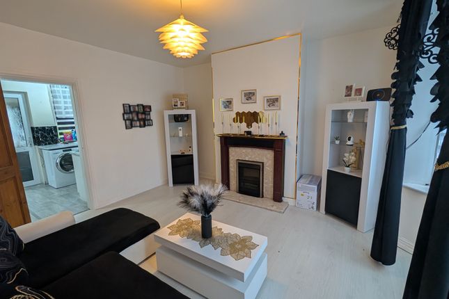 268 S9 1WD, Bawtry Road, Sheffield photo 4