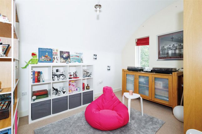 Flat for sale in Nell Lane, Didsbury, Manchester, Greater Manchester
