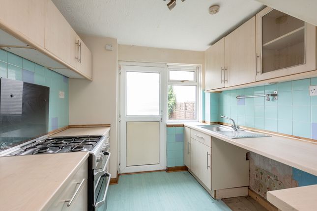 124, Magdalene Drive, Edinburgh photo 4