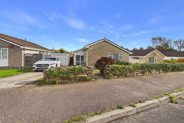 3-bed bungalow on 111, Bedowan Meadows, Newquay, £325,000