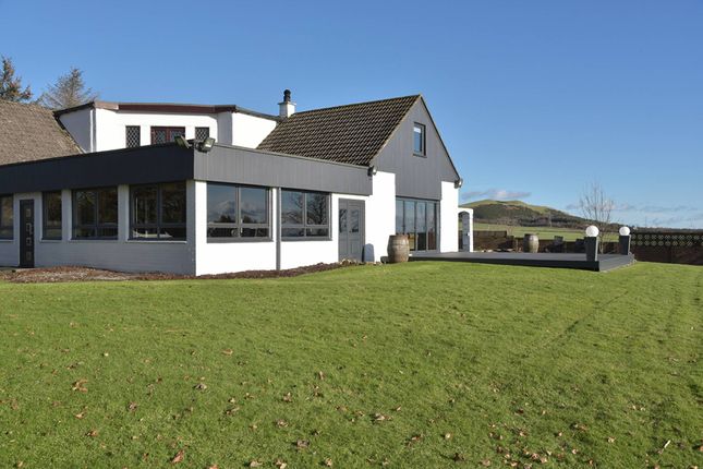 Thumbnail Detached house for sale in Kingseat Road, Dunfermline, Fife