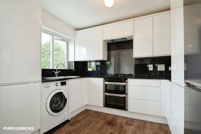 3, Moorland Gardens, Newport photo 4
