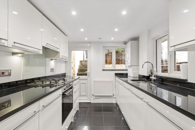 23, Gunter Grove, London photo 3