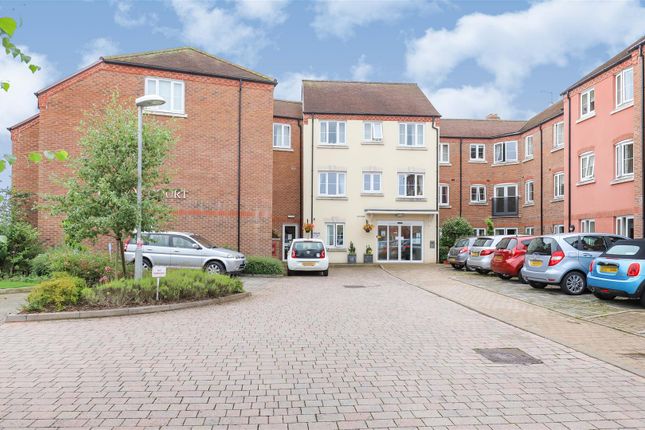 Flat for sale in St. Marys Court, St. Marys Street, Bridgnorth