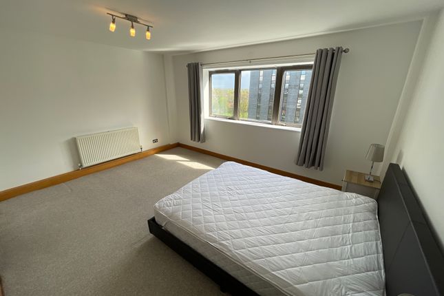 Flat to rent in Madison Apartments, Manchester