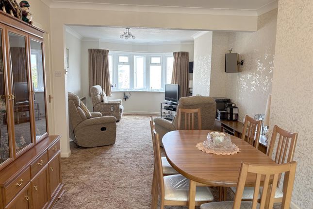 35, Priests Road, Swanage photo 4