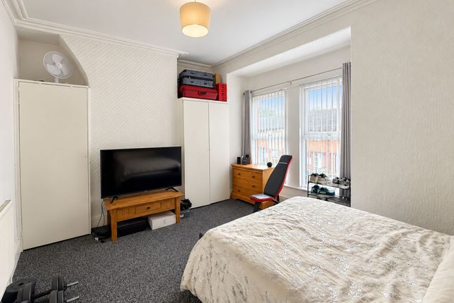 30 Lathom Road, Bootle photo 5