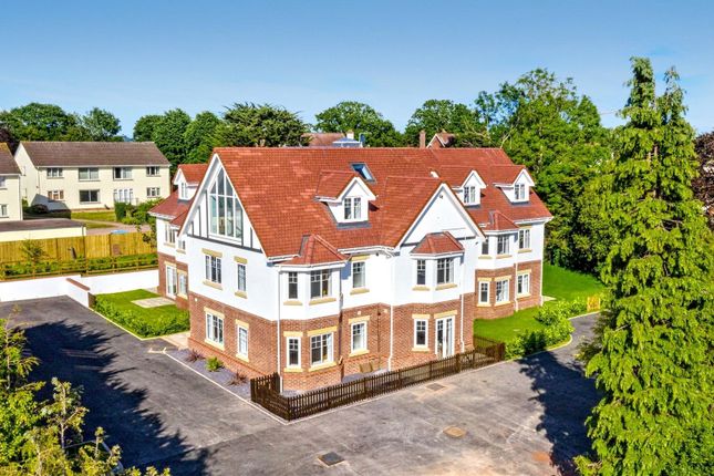 Thumbnail Flat to rent in Sarlsdown Road, Exmouth, Devon