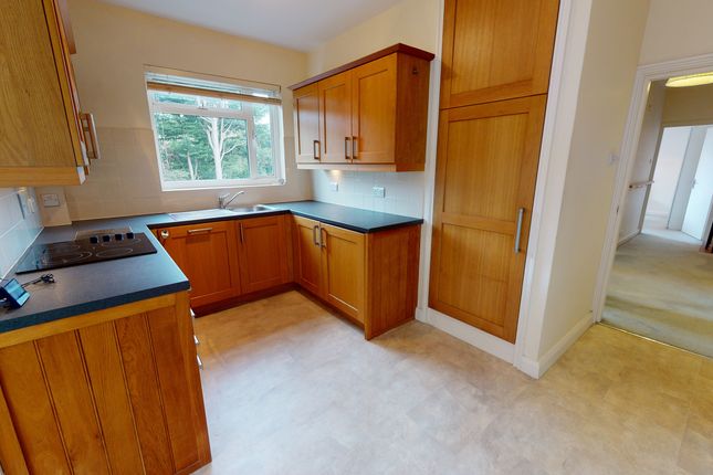 Flat 2 Sedum House, Eldorado Crescent, Cheltenham photo 4